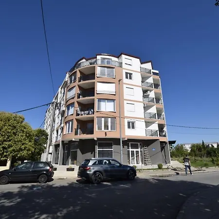 Studio Apartment Art Zone II Podgorica Exterior photo