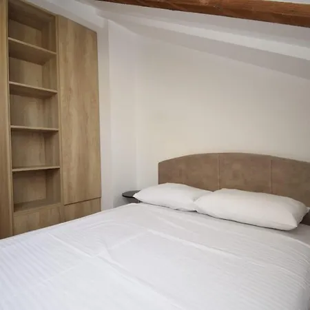 Studio Apartment Art Zone II Podgorica Exterior photo